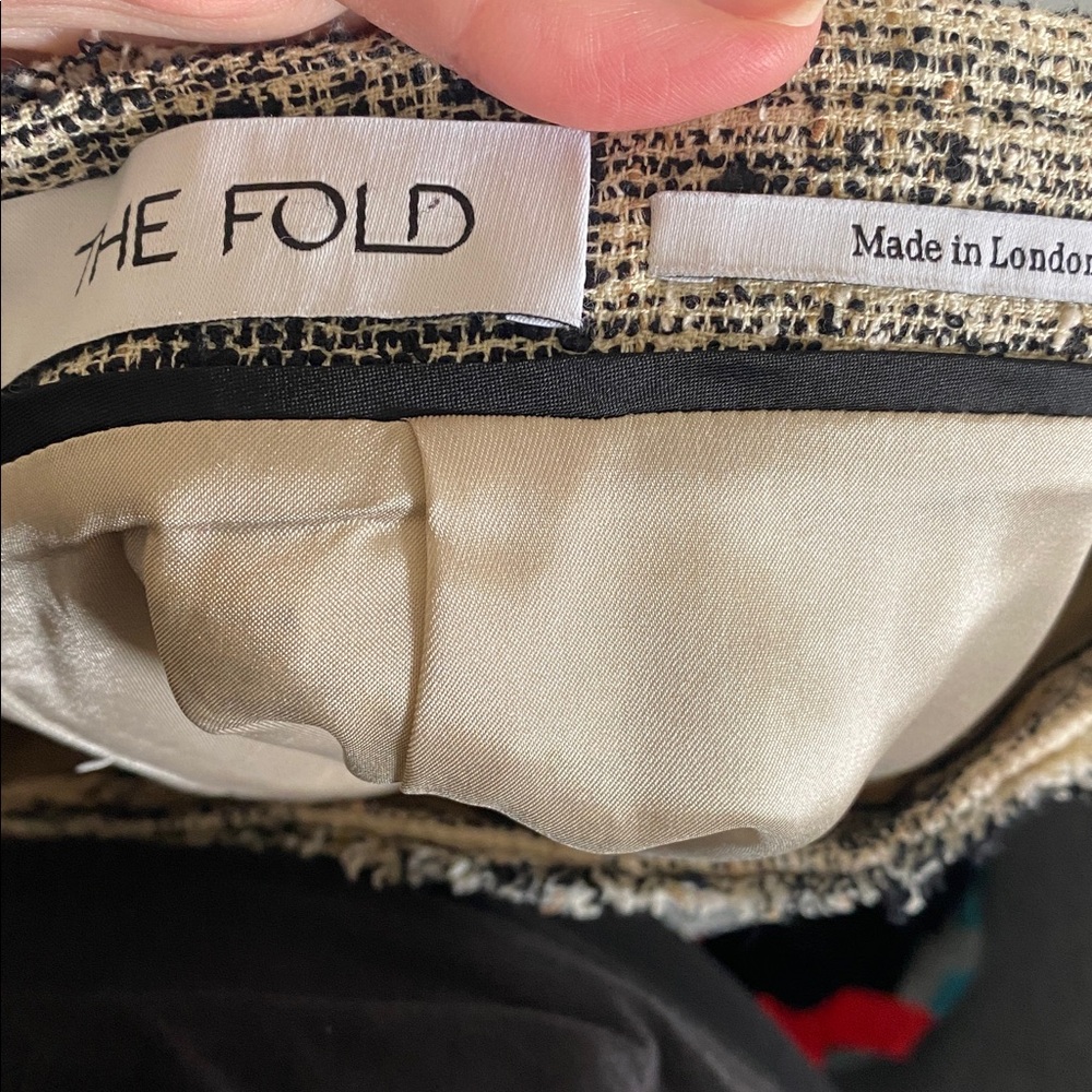 Like New The Fold London Skirt Blazer Plaid Suit Size 12 - Picture 11 of 12